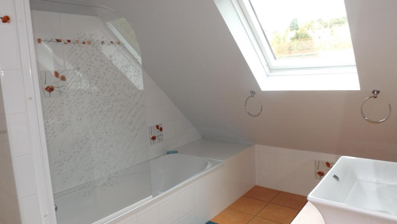 Le Faou A L Ancre De La Rive Bed & Breakfast エクステリア 写真